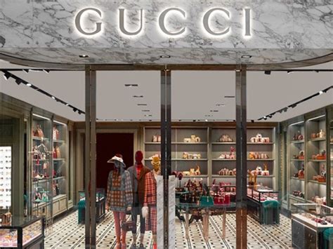 gucci store in tennessee